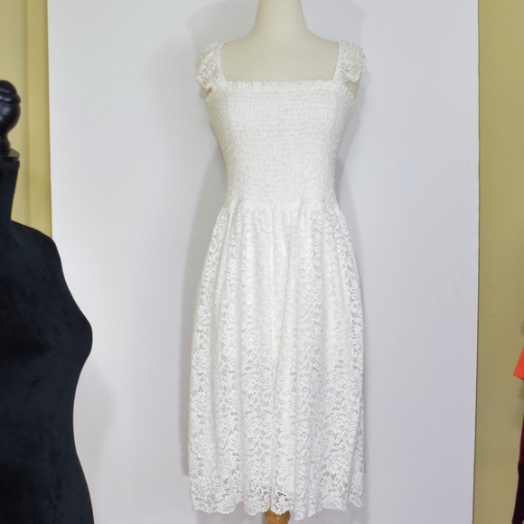 Anthropology Maeve Anastasi Smocked Dress - Picture 3 of 8